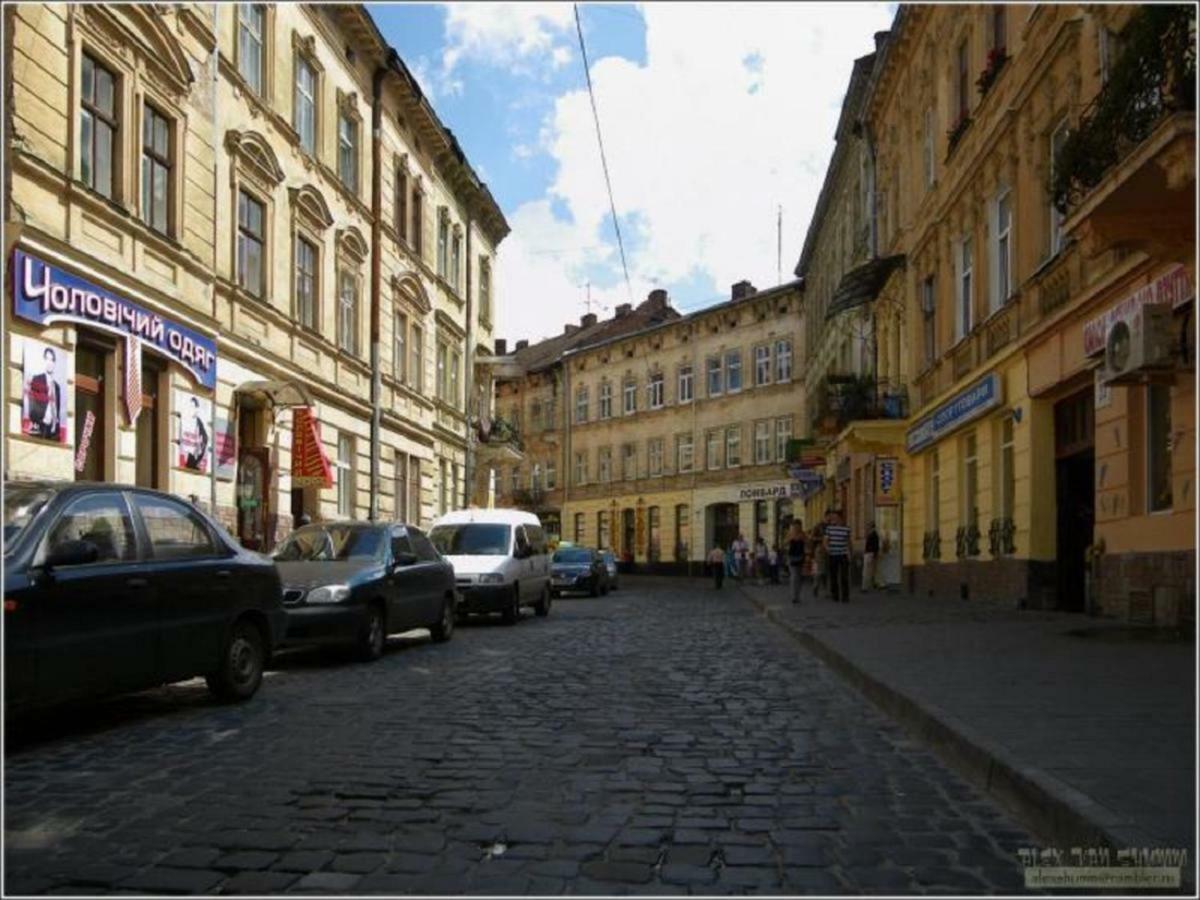 Невелика Smart Квартира В Центрі Для Пари Лвив Екстериор снимка